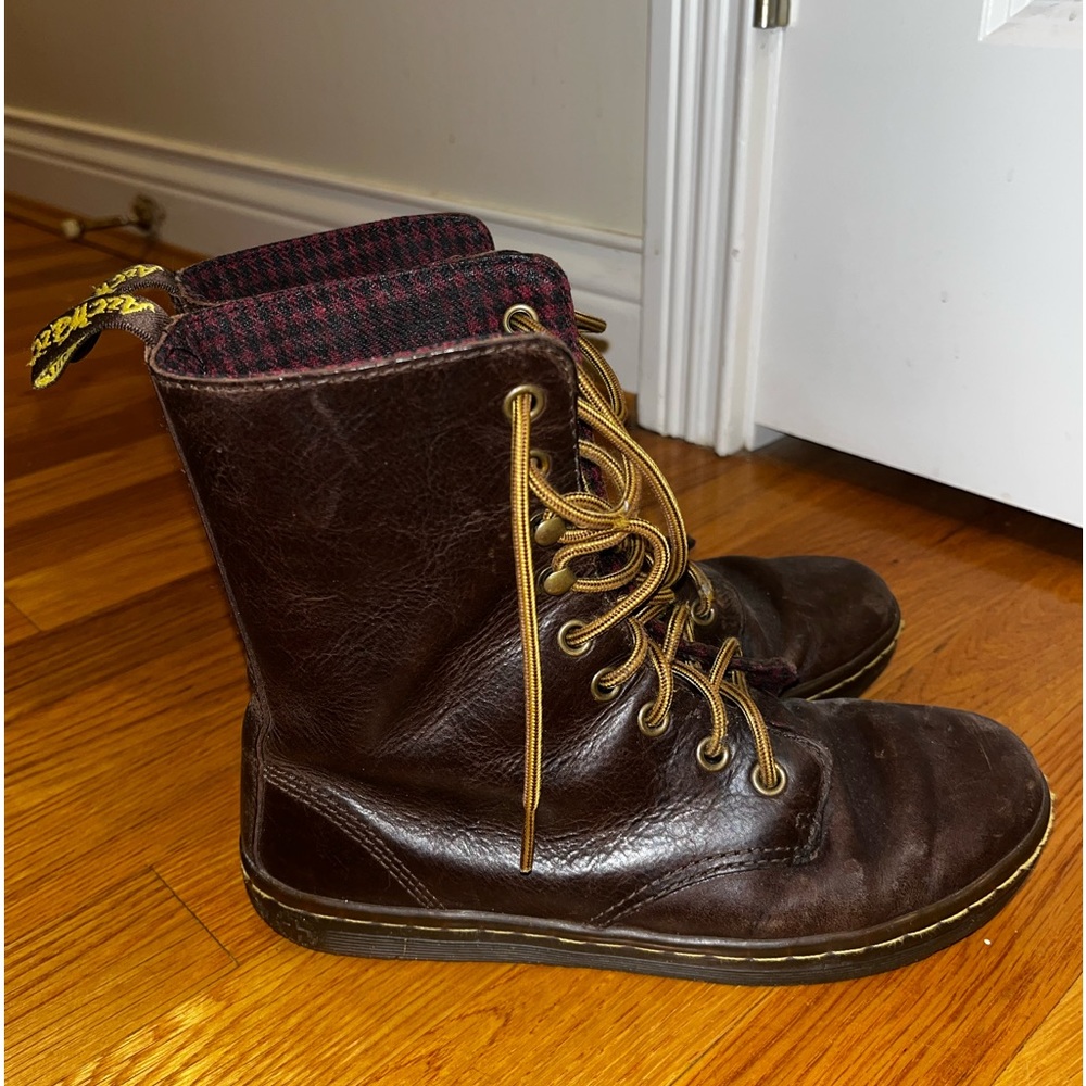 Doc Martens. Women’s 6. Vintage leather boot.